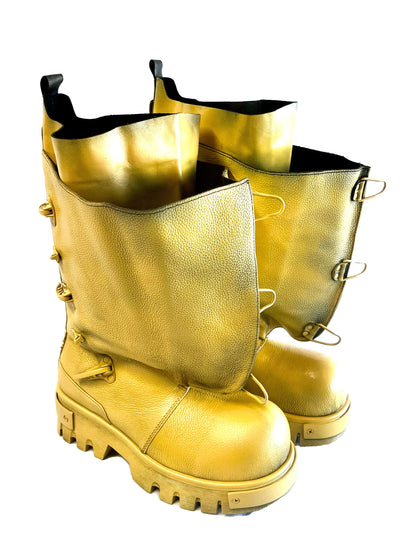 “DREDGE” BOOT (PAINTED YELLOW)