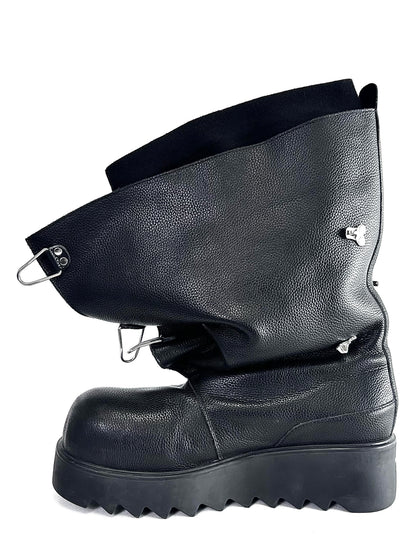 "WITCH HUNTER" BOOT (DEFECT)