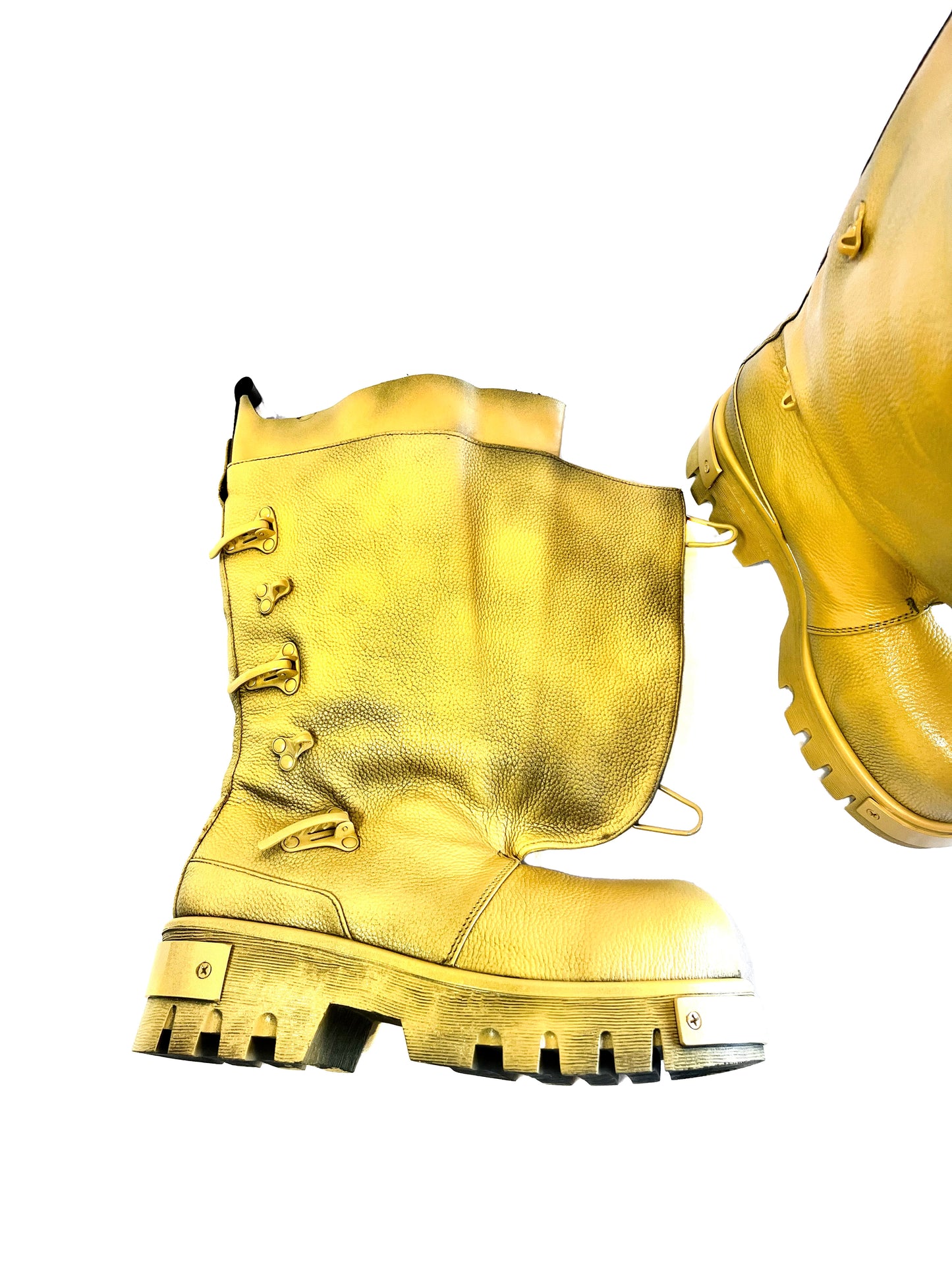 “DREDGE” BOOT (PAINTED YELLOW)